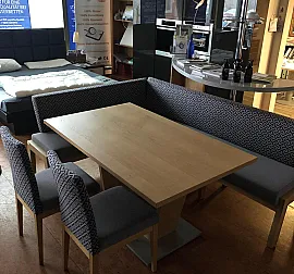 Eckbankgruppe Wildeiche mit Tisch + 2 Stühle