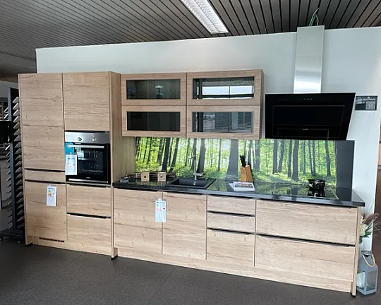 Küchenzeile in Holzdekor inkl. Elektrogeräte & Granitplatte - Structura Eiche Sierra Nachbildung