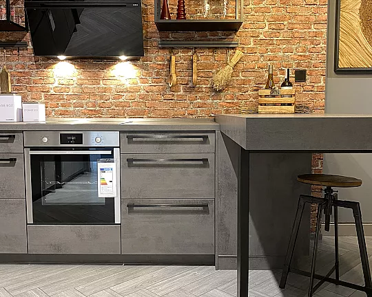 Moderne U-Küche in betonoptik/schiefergrau - Riva 889
