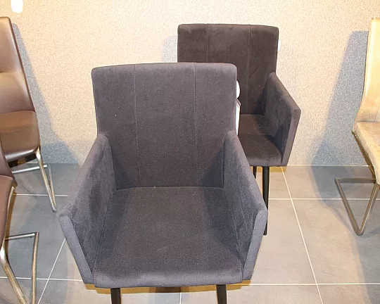 Moderne schwarze Stühle in schickem Design - Monaco