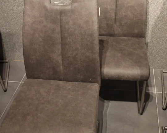 Gemütlicher Stuhl im grauen Vintage-Look - Schwingstuhl