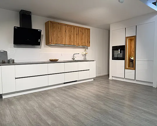 Sehr hochwertige Küche zum Sonder-Abverkaufs-Preis - Lux Alpinweiß Hochglanz