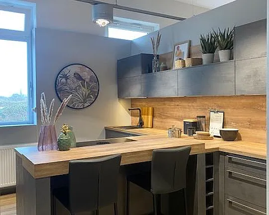 Traumküche zum Abverkaufspreis! - Riva 371