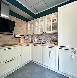 N829 Ravenna Crema Magnolie