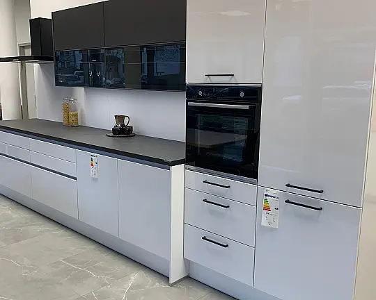 Hochwertig. Modern. Ein echtes Highlight - Lionga -SM