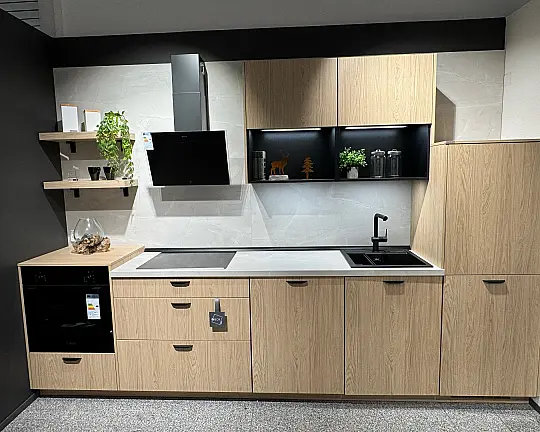 Moderne Nobilia Küche in Eiche Como – jetzt zum attraktiven Abverkaufspreis! - 382 Structura 406 Eiche Como