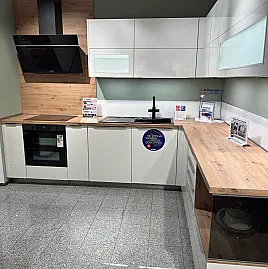 Nobilia Focus in Weiß Hochglanz – moderne Eleganz für Ihr Zuhause!