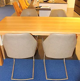 Moderner Schwingstuhl mit Kunstleder und hohem Sitzkomfort