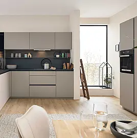 elegante Wohnküche mit Miele Einbaugeräten