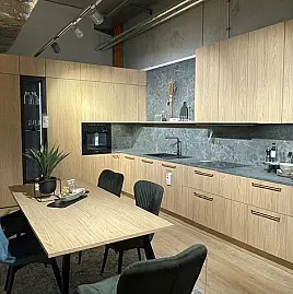 moderne und zeitlose Küche / K005
