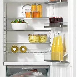 - Einbau Kühlschrank mit Gefrierfach 1,40m