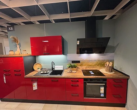 Küchenzeile Modern mit Glasrückwand - Perfect Sense signalrot hochglanz Lack