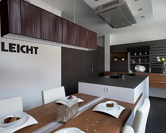 Einbauküche Echt-Beton mit Glas-APL - Concrete (Abverkauf)