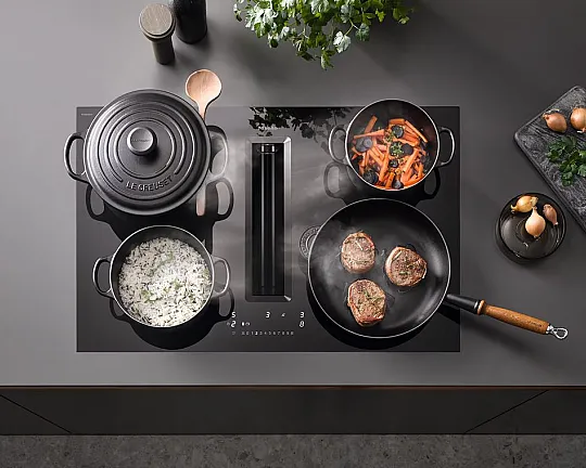 Miele Kochfeldabzug - für Umluftbetrieb - mit zwei extra großen PowerFlex XL-Bereichen - KMDA 7676 FL-U Black Perfection