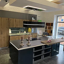 Exclusive Musterküche aus dem Hause Beckermann Küchen