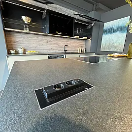 Häcker Küche Concept Umbra Volllack + Geräte