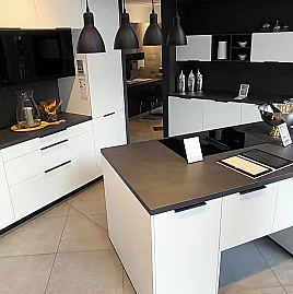 Küche sofort zum Mitnehmen zum Einkaufspreis!