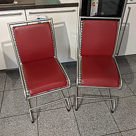 2 Stühle: Sinus Freischwinger mit Sitz- und Rückenkissen aus Leder (rot)
