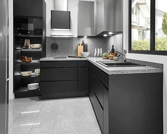 Nobilia Design L-Küche schwarz matt Stahl - Design L-Küche schwarz matt Stahl