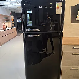 Kühlschrank im Retro-Design