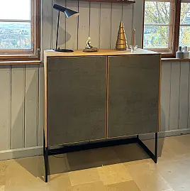 Schrank "Alleskönner" - knorrige Eiche