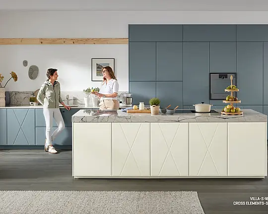 Werksverkauf Küche von der Küchenmeile MK20 - Villa S 46199          Geräte Gaggenau & Strasser Steinplatte
