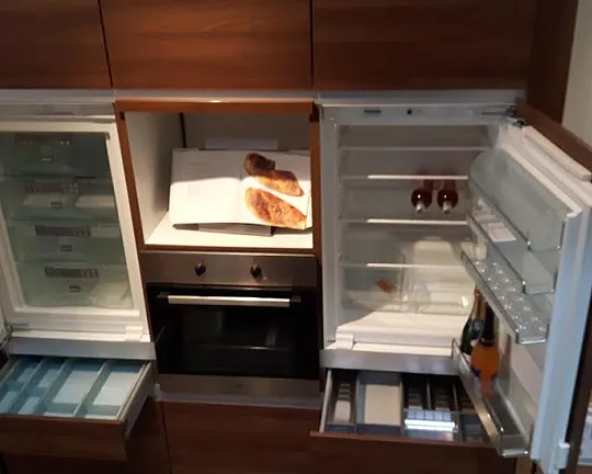 Showroomkasten en apparaten koelkast en vriezer apart - Apparatuur