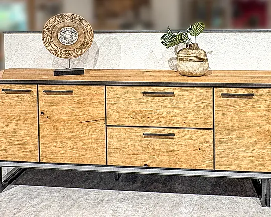 Sideboard aus der Serie "Hadios" - Hadios