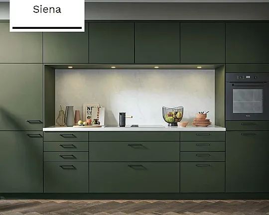 Zweizeilige Küche mit Frame Rack Alu-Systemregale - Siena