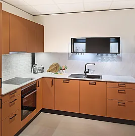 Schüller Küche mit Sitzmöglichkeit