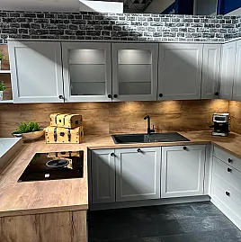 Moderne Landhausküche in zeitlosem Design G-Küche