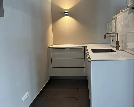 bulthaup b3 Teeküche - Silklack A7 Alpinweiß