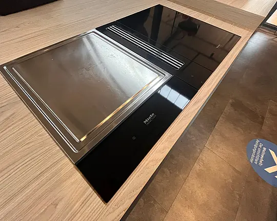 Miele Kochfeld mit Tischlüfter und Teppanyaki - CS7612 FL + CSDA 7001 FL + CS7632 FL