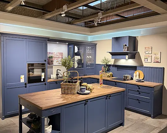 Moderne Landhausküche mit Freistehender Insel - Bristol Ocean-Blau