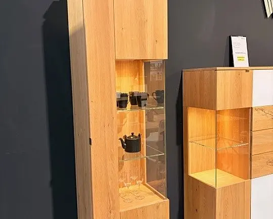 Signatura Vitrine - rustikale Asteiche - Signatura