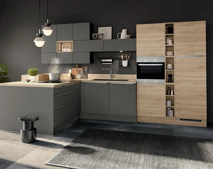 Moderne Küche in Anthrazit und Holzoptik