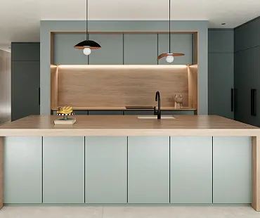 Warme Eichenoptik trifft Graugrün: Arbeitsplatte, Wangen und Rückwand in Dekton Kedar