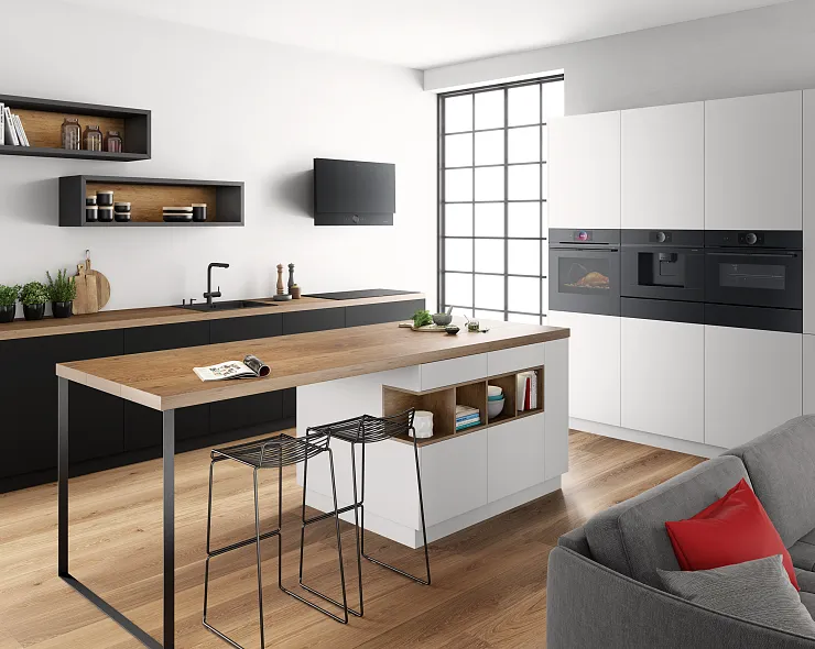 Wohnküche mit moderner Gerätekombination